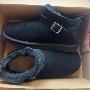 PAWS by BearPaw Style: Amy